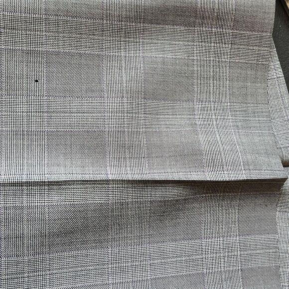 J Hilburn designed by RSM vitale barberis canonico - Picture 14 of 15